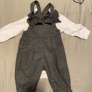 Brand new 2 pieces outfit for baby girl